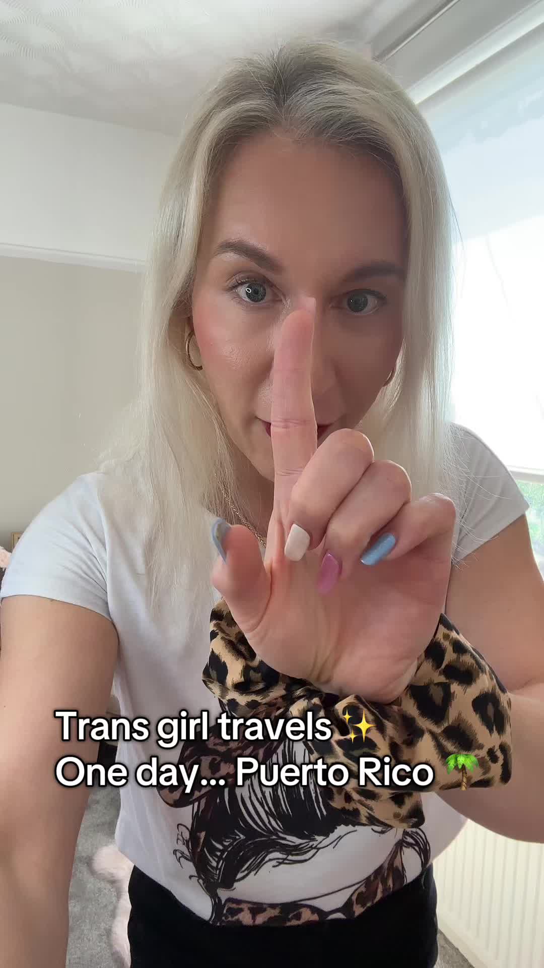 @LucyKelly | Writer ChloeKelly