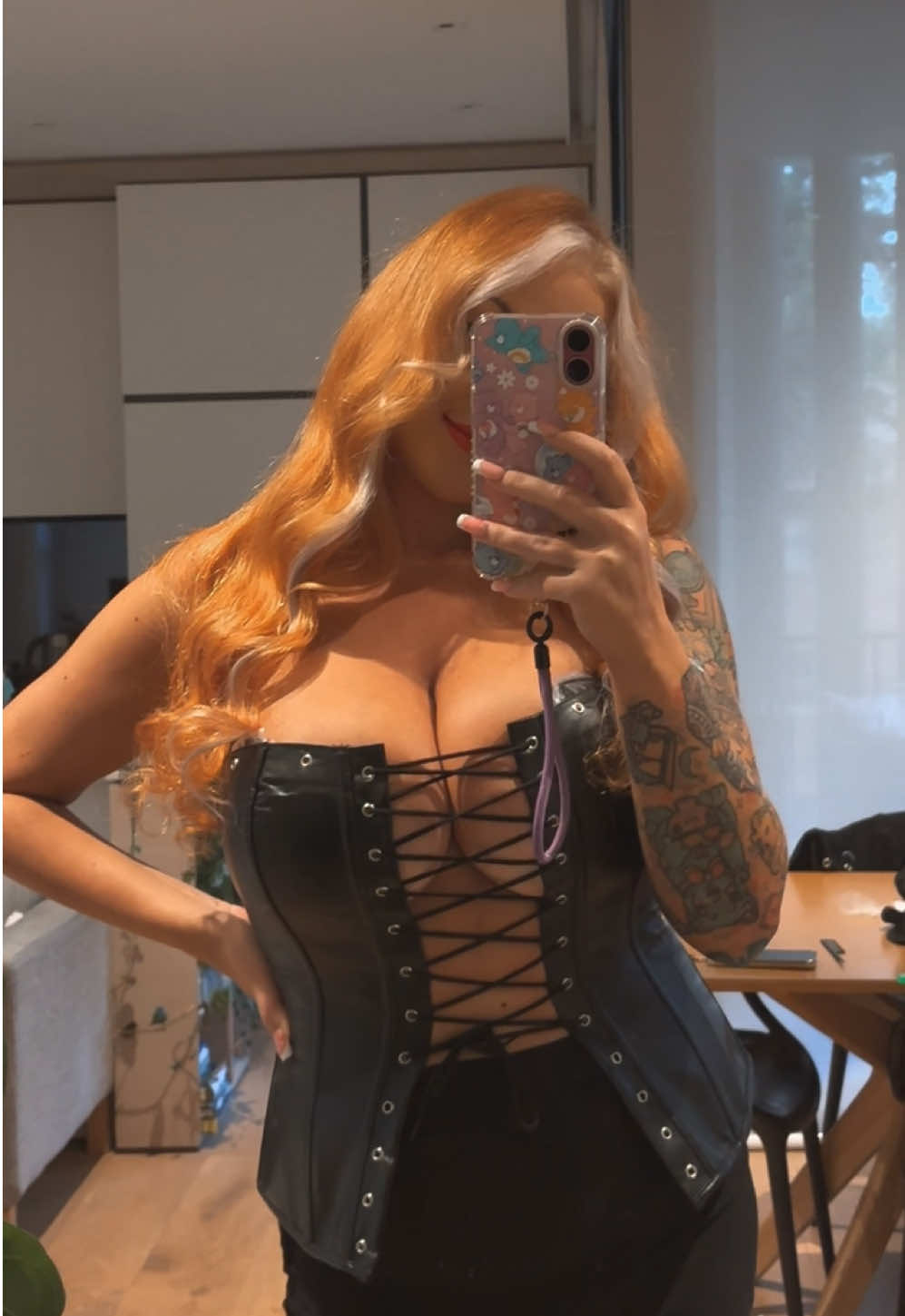@✨