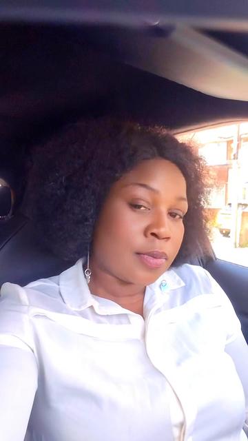 @favour_follow_me