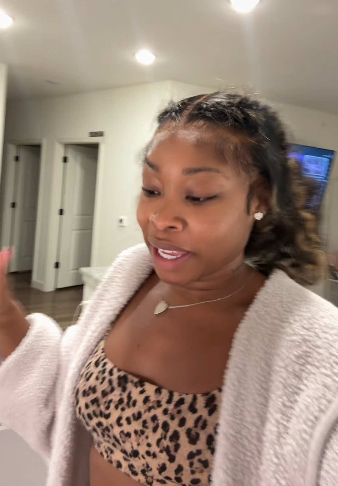 @tut .