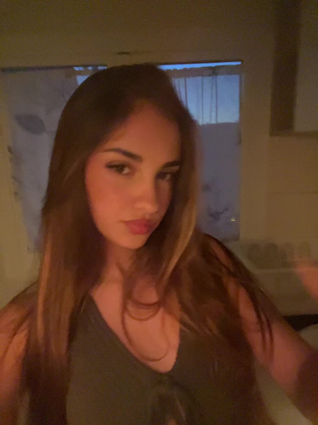 @𝓛𝓪𝓻𝓪𝓲𝓷𝓮