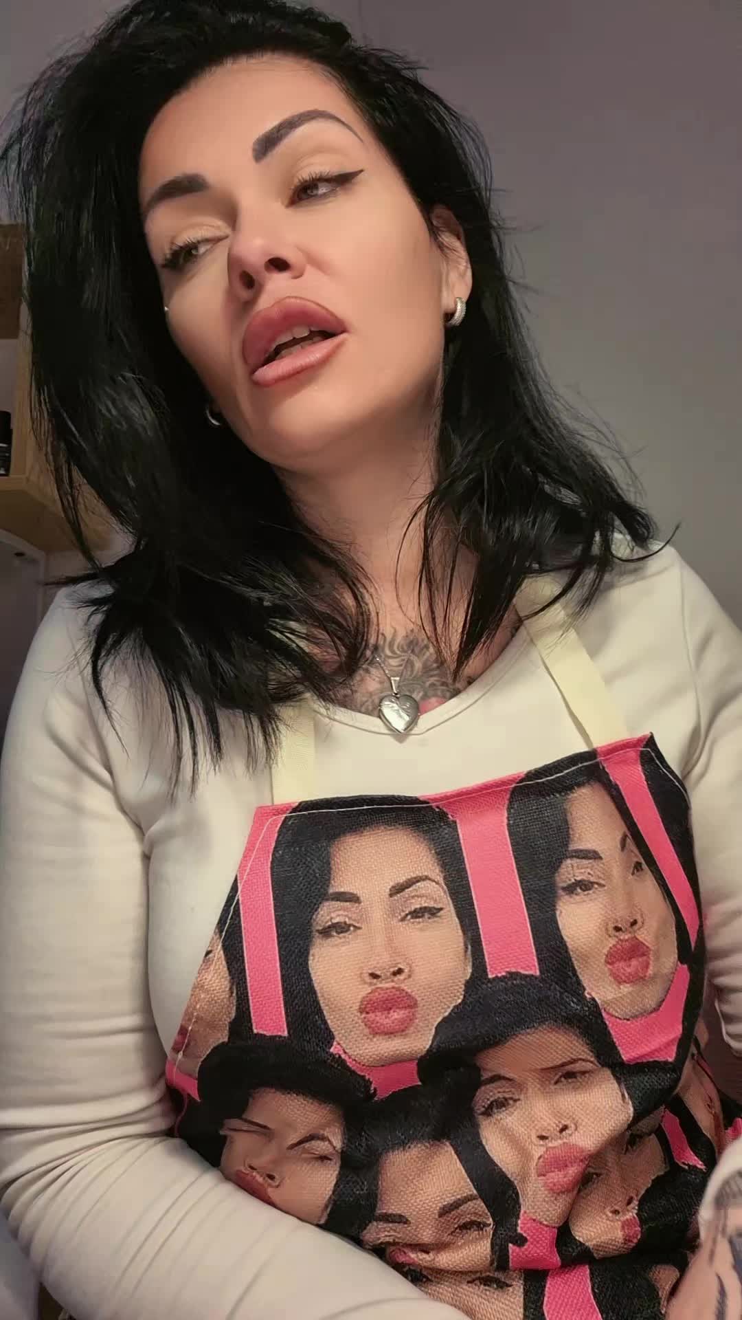 @Enza