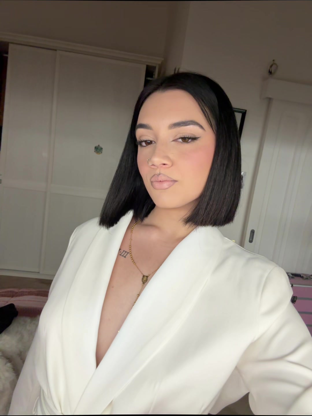 @vi