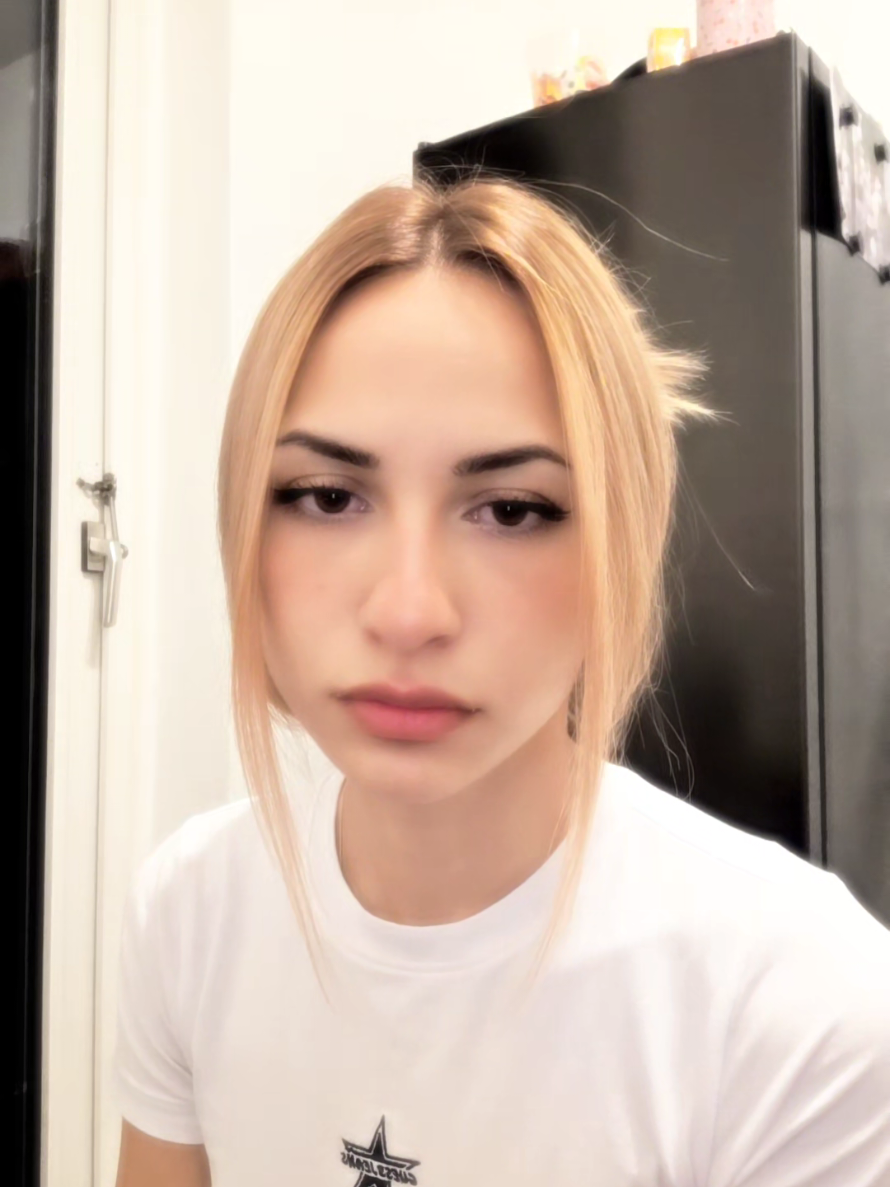 @🎀Angelova🎀