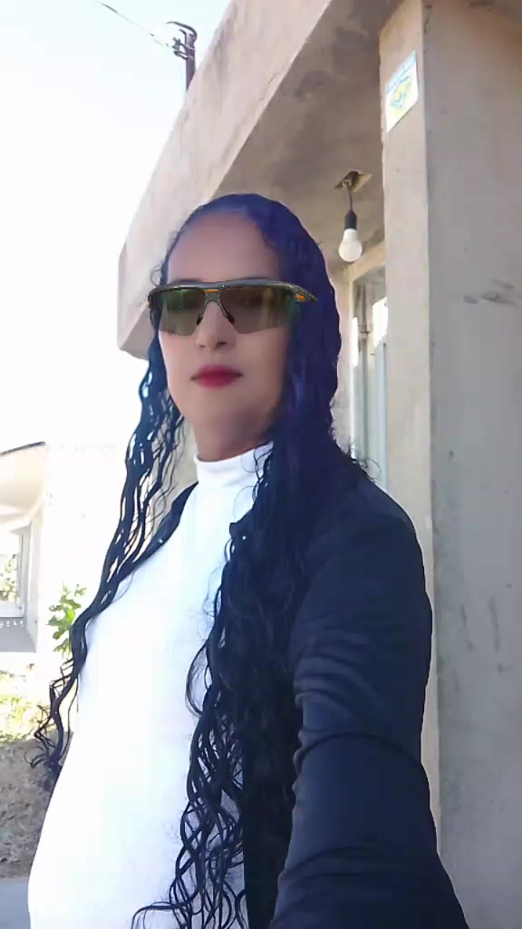 @Helena Elisa