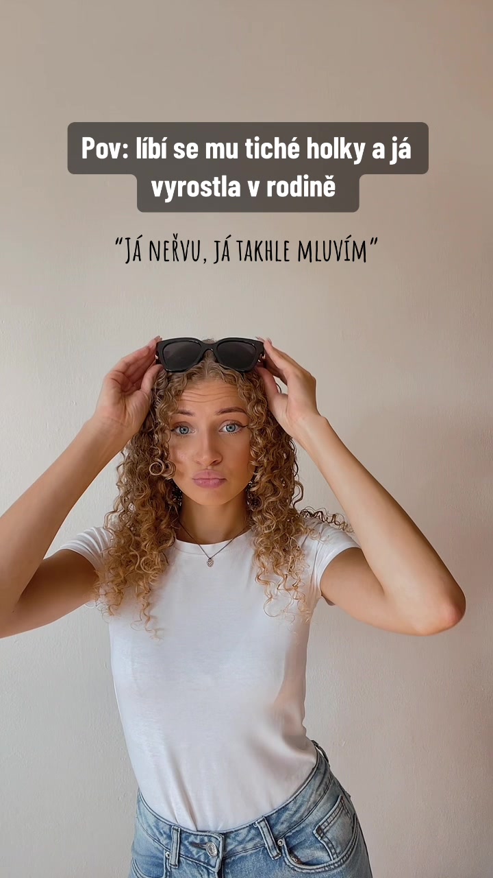@Blond Curly Girl