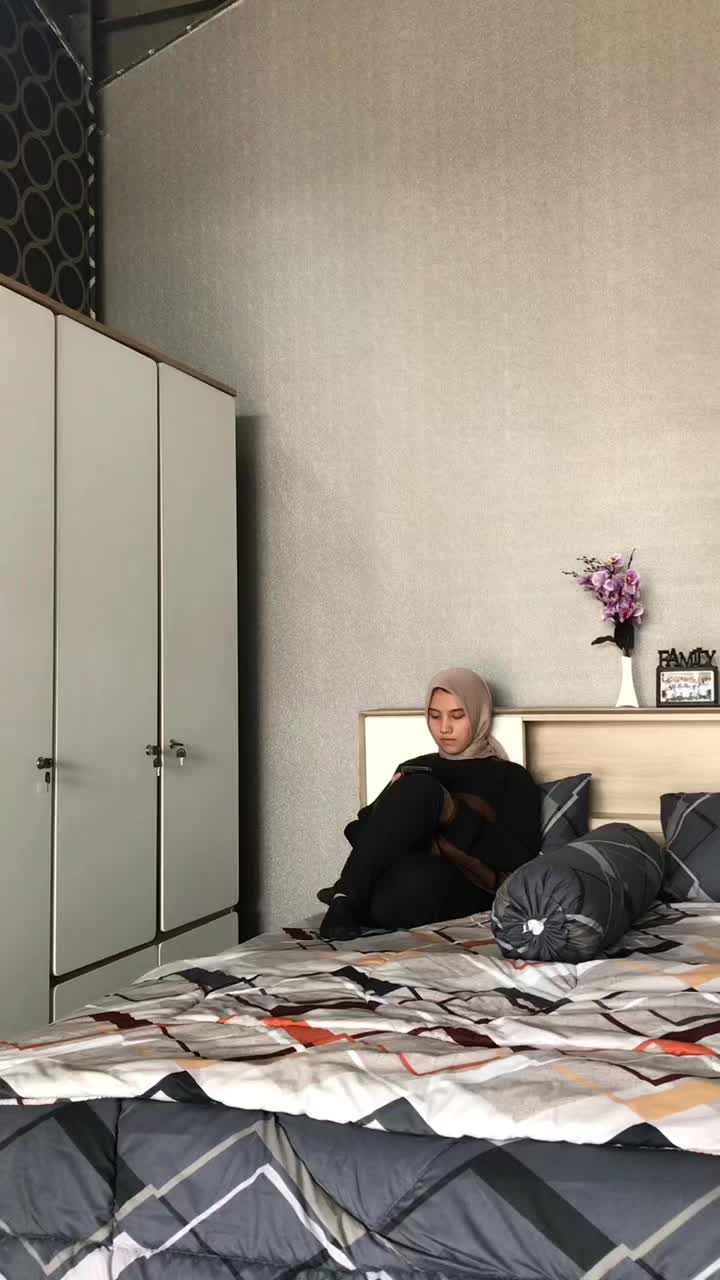 @felinifurniture
