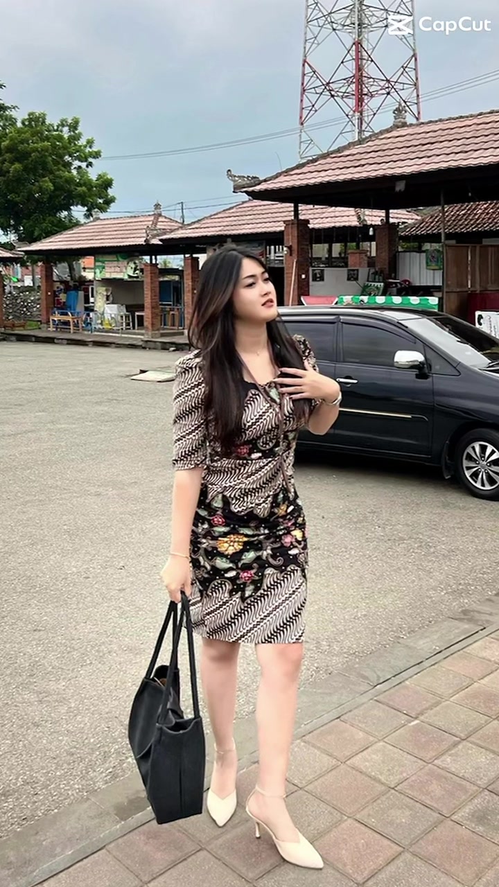 @Ayu Saraswati Dewi, S.M