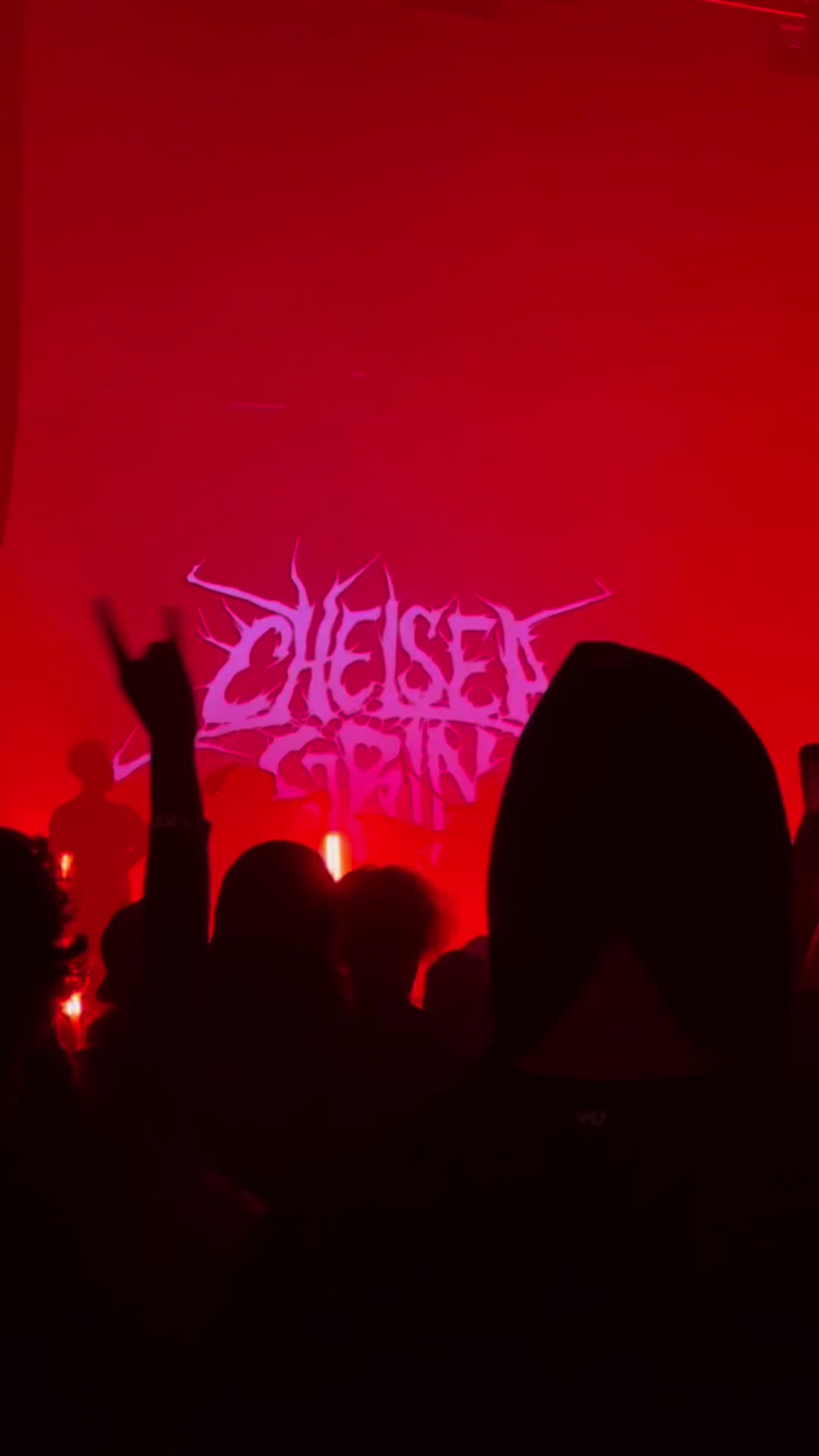 @<3