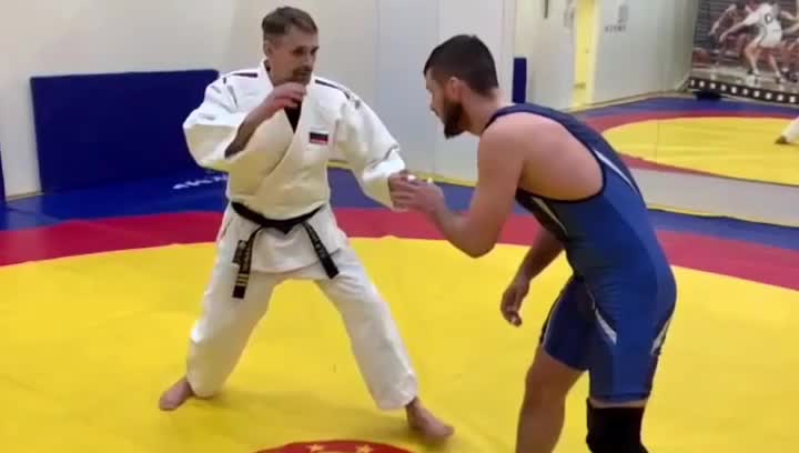 @Aleksey Zelenin