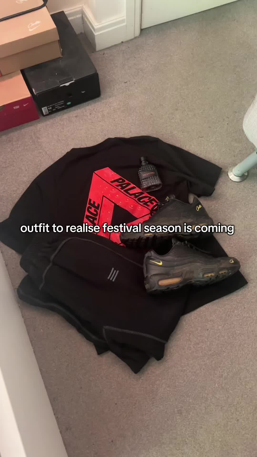 @STRTWR 🌑