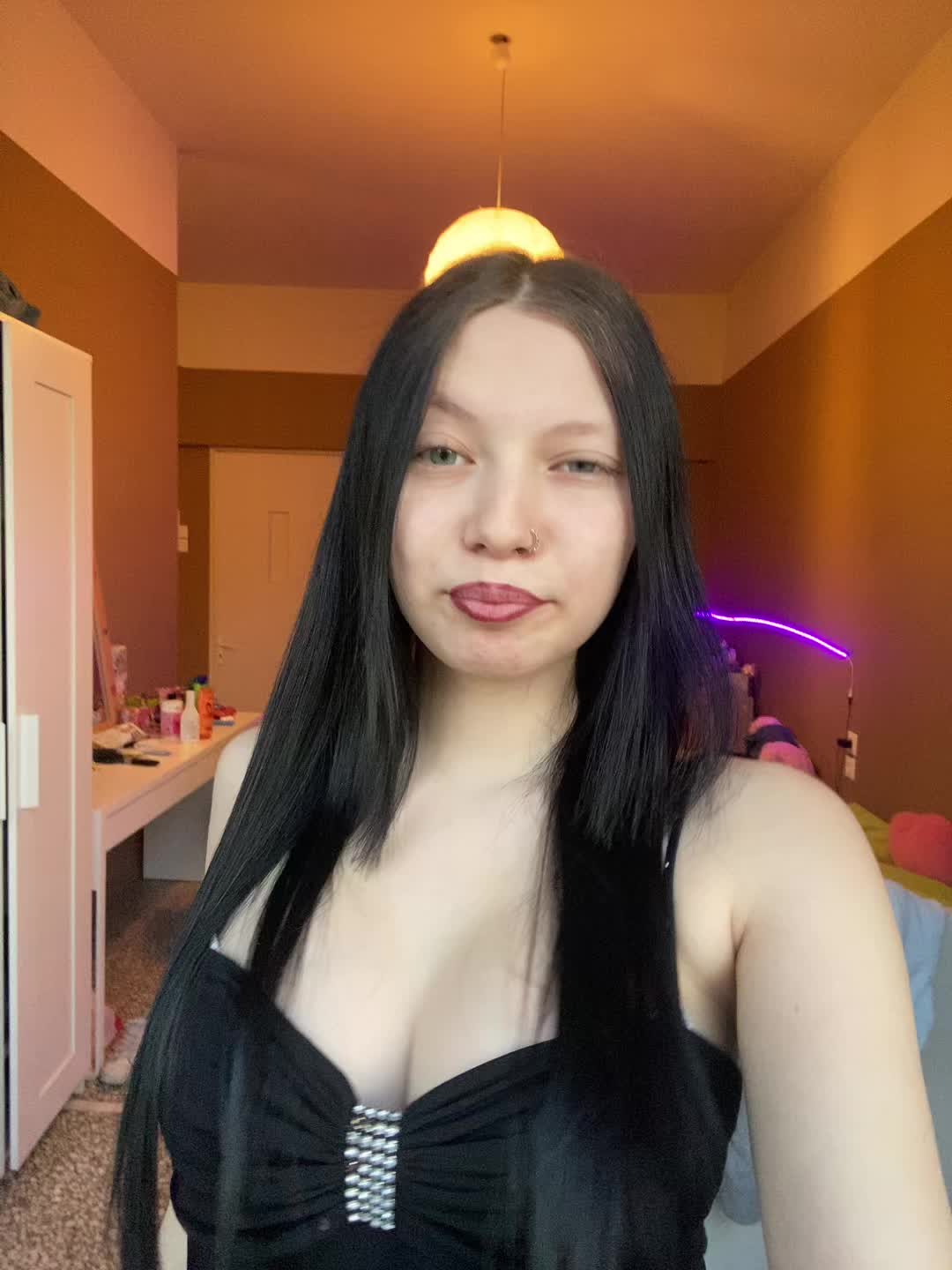 @👸🏻👸🏻