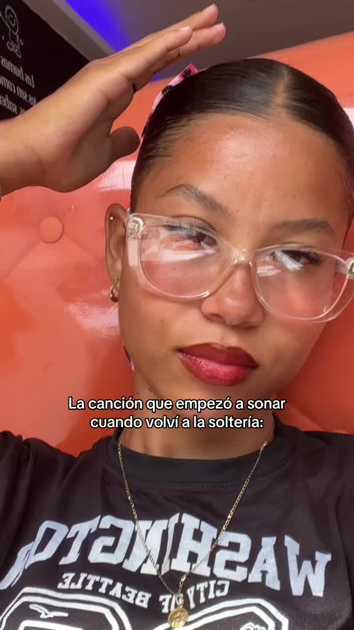 @Kely🇨🇺