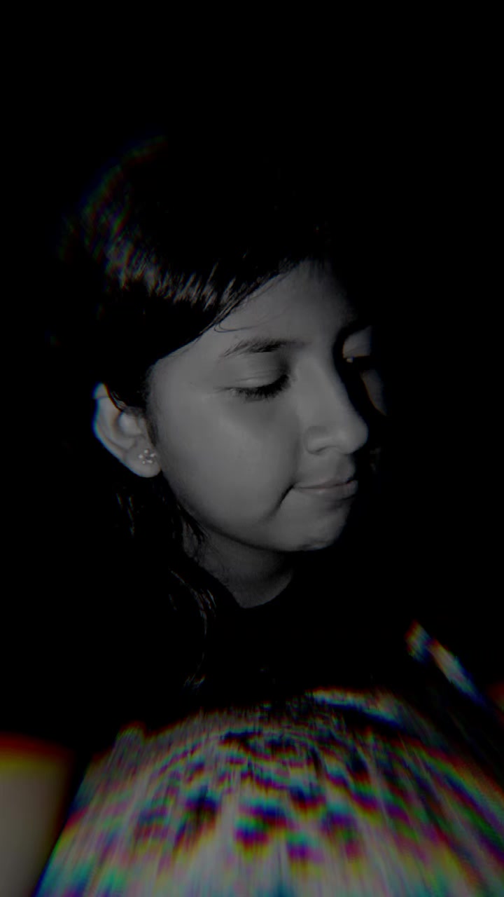 @Soy una triste 😥  solitaria💔