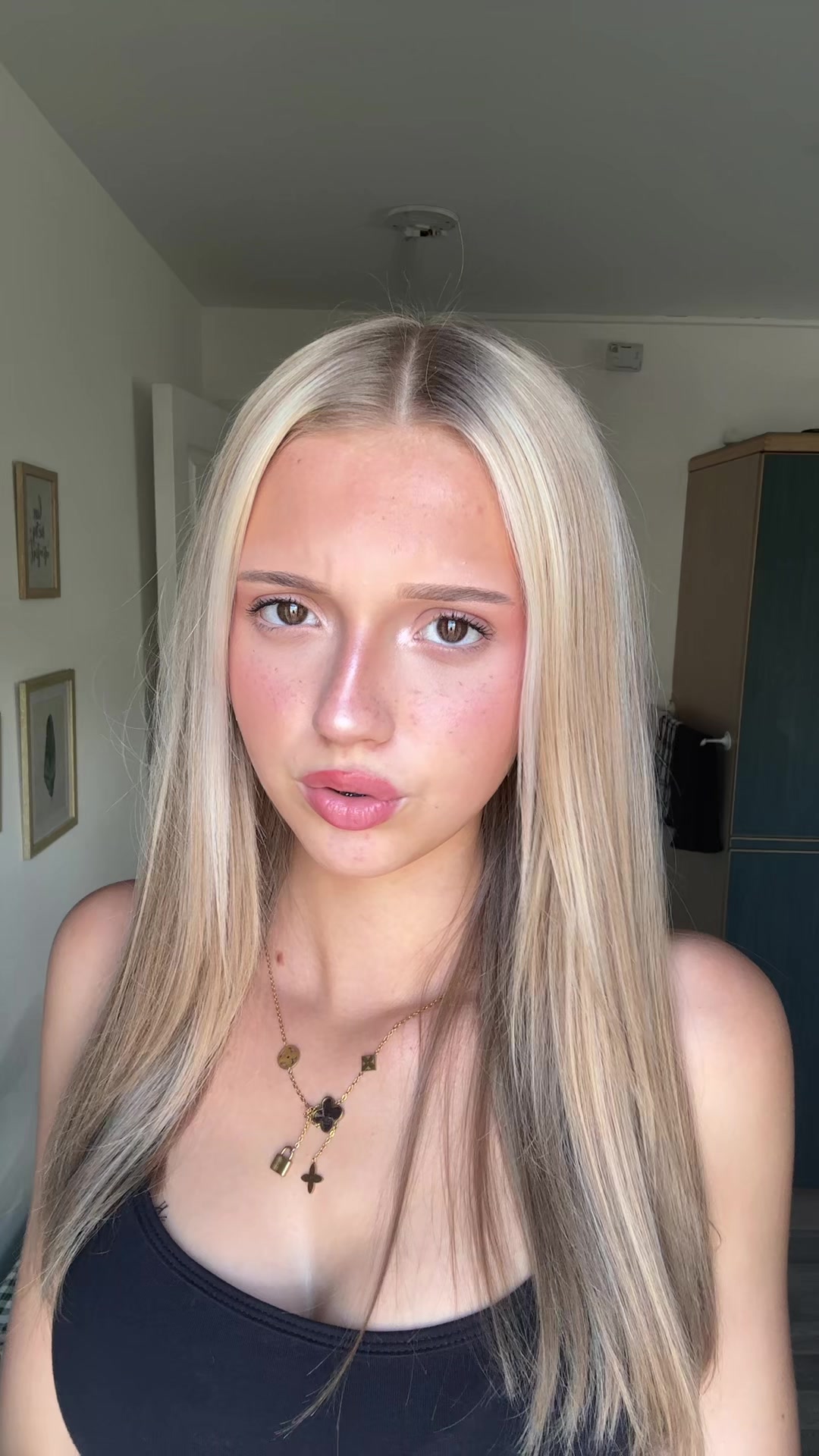 @⭒₊⊹ 𝘭𝘢𝘺𝘭𝘢 𝘬𝘪𝘮 ⭒˚.⋆