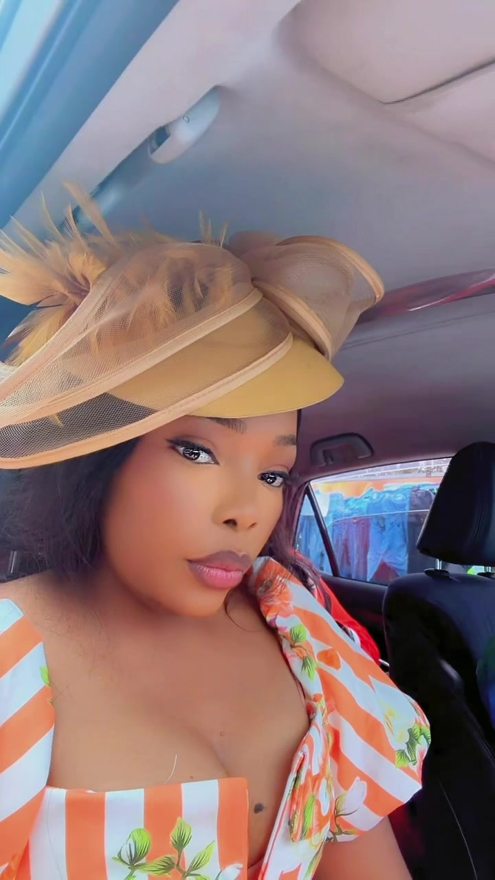 @Deborah mishika