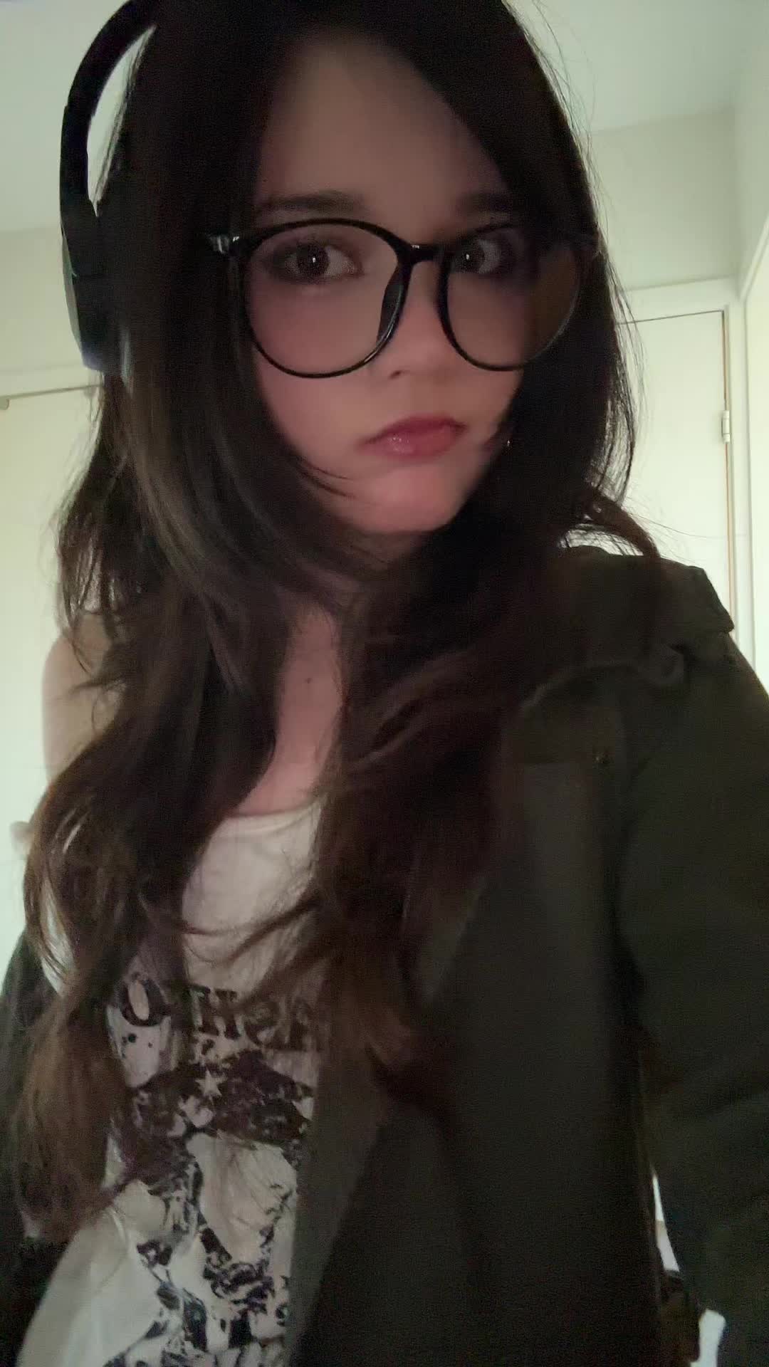 @:o