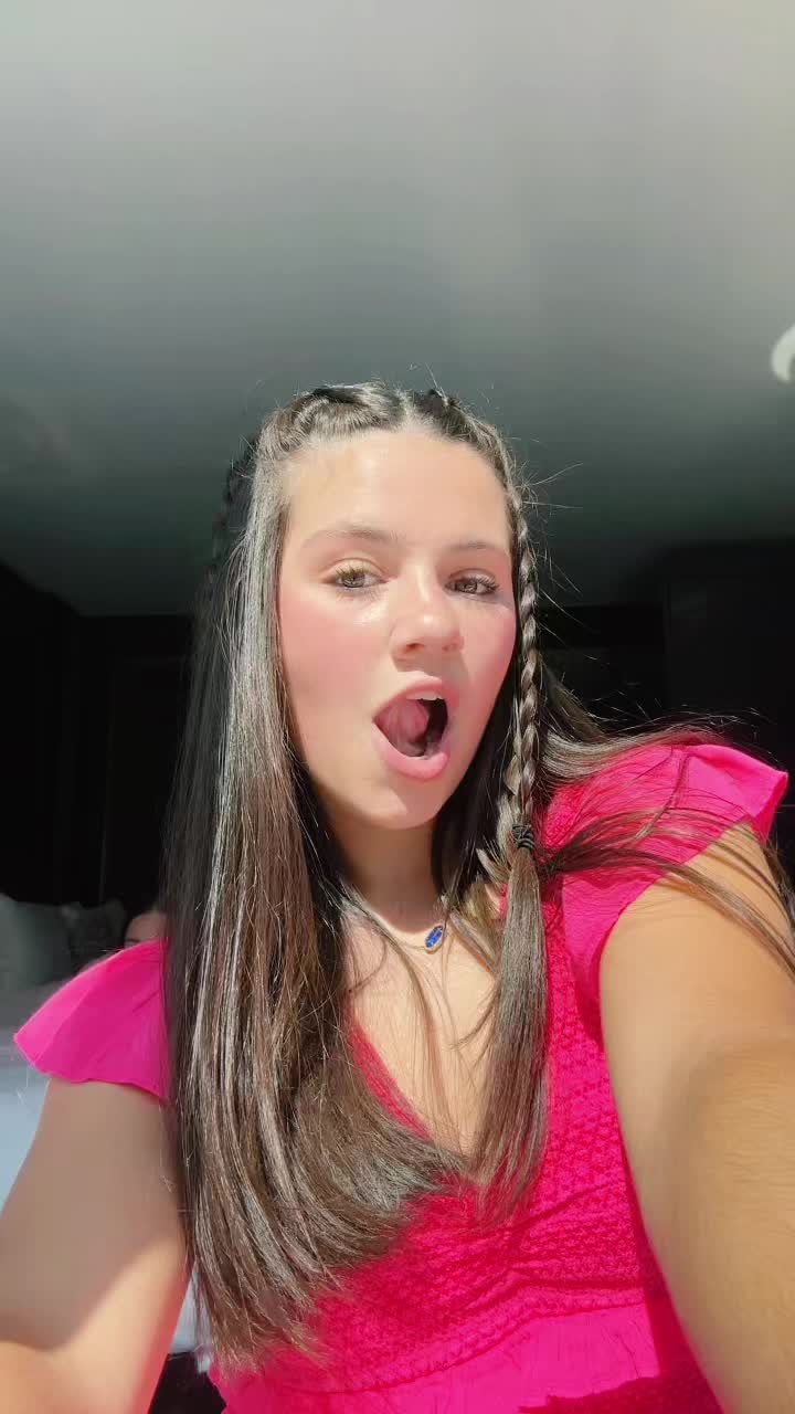 @Ella