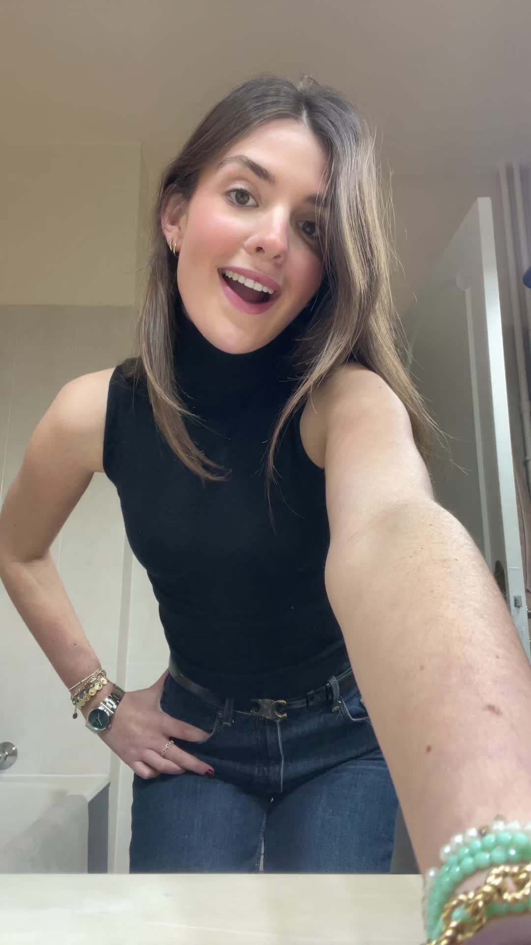 @Leïla