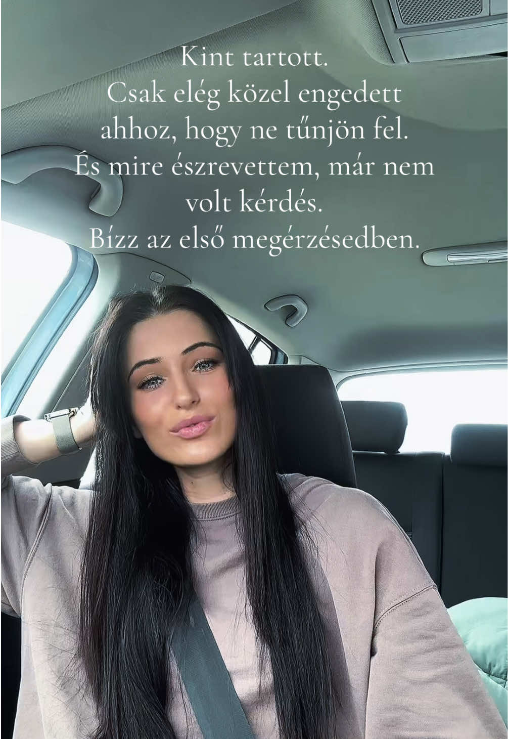 @Eszter