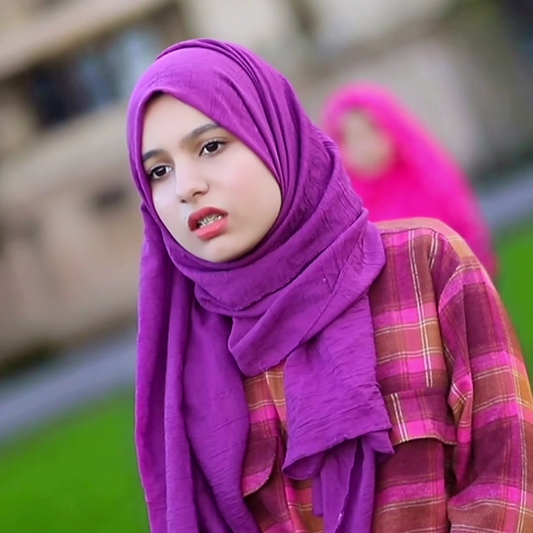 @waniya_sisters
