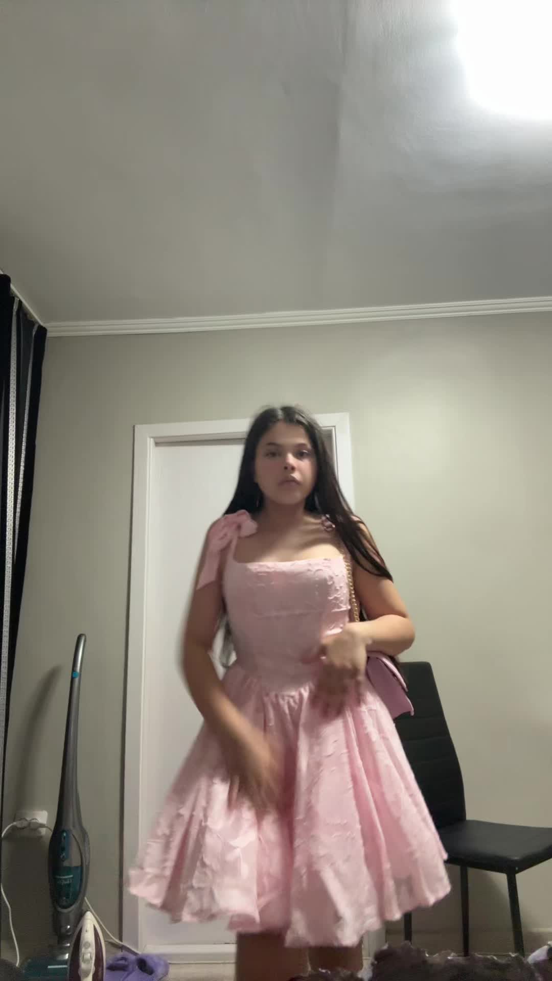 @Eriii_15