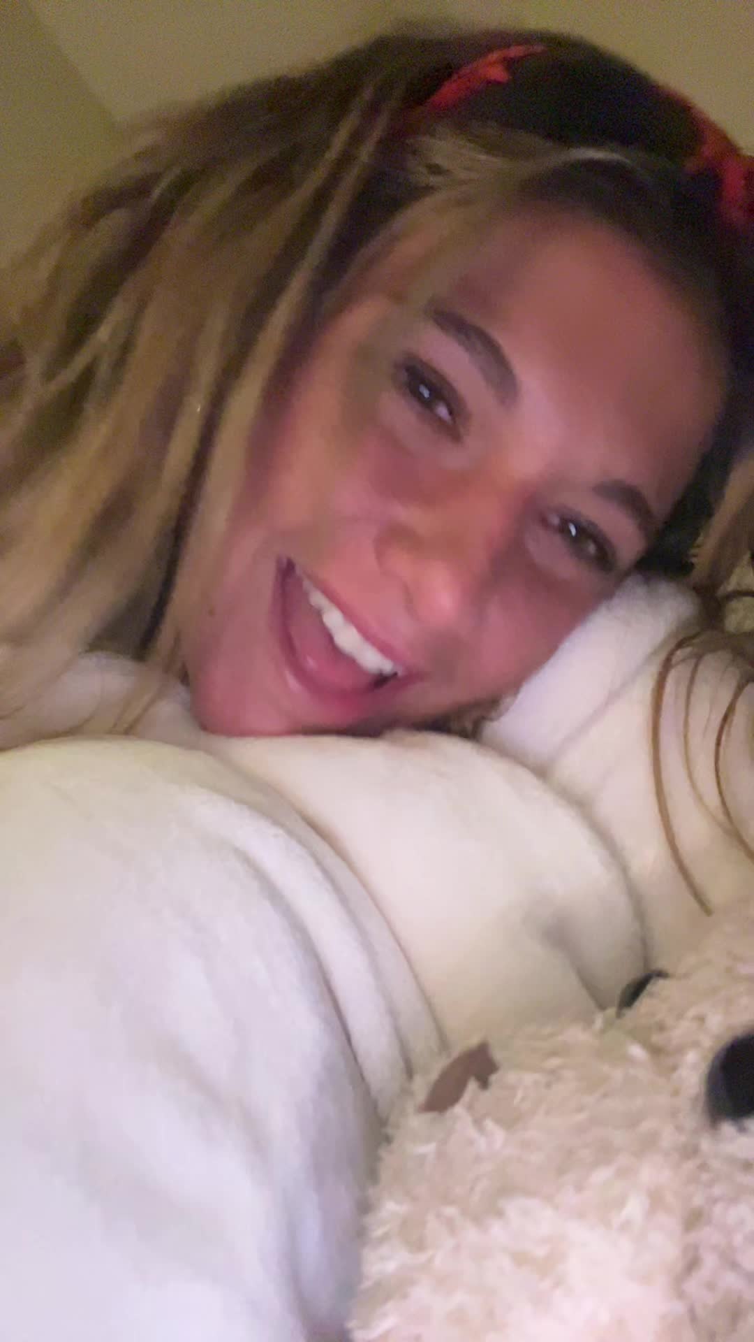 @Alliecat