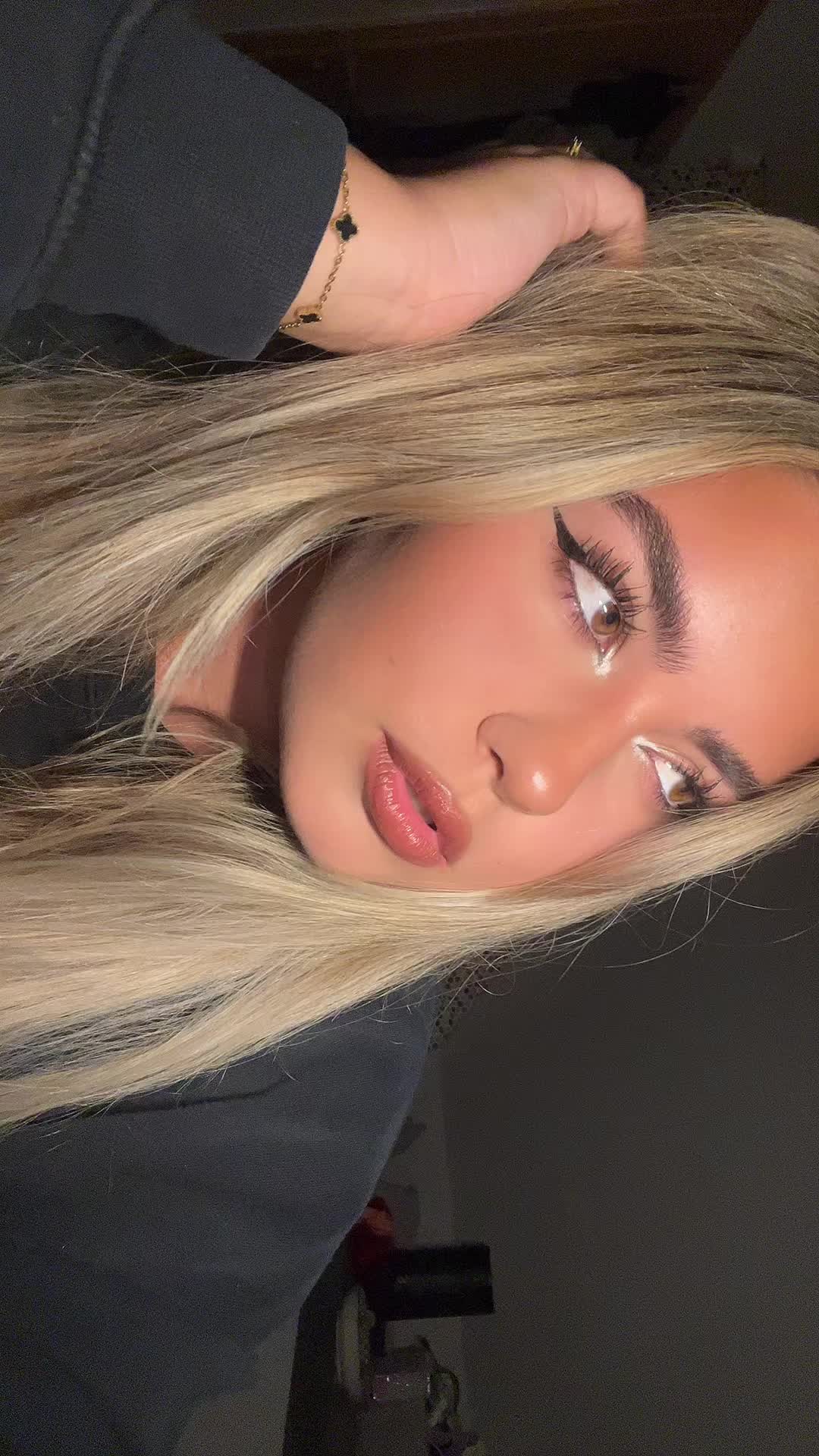 @Mia Nechutov&aacute;