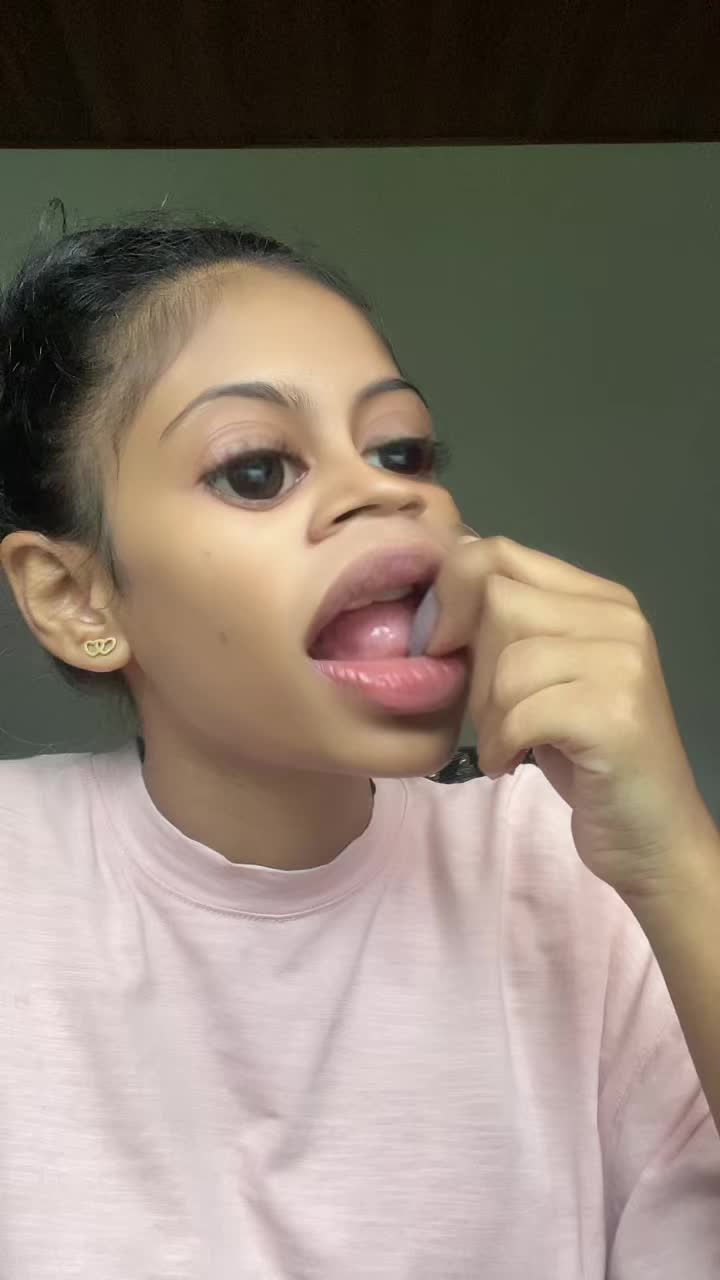 @𝙀𝙢𝙤𝙞𝙯𝙯𝙯 🥤