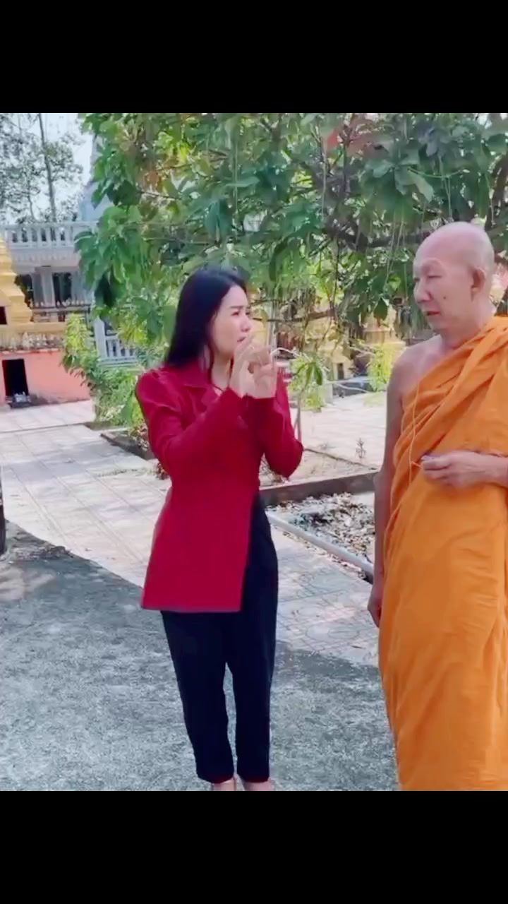 @សា រីន🇰🇭🇰🇭