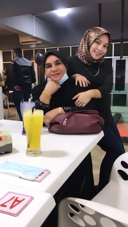 @reenkamaruddin