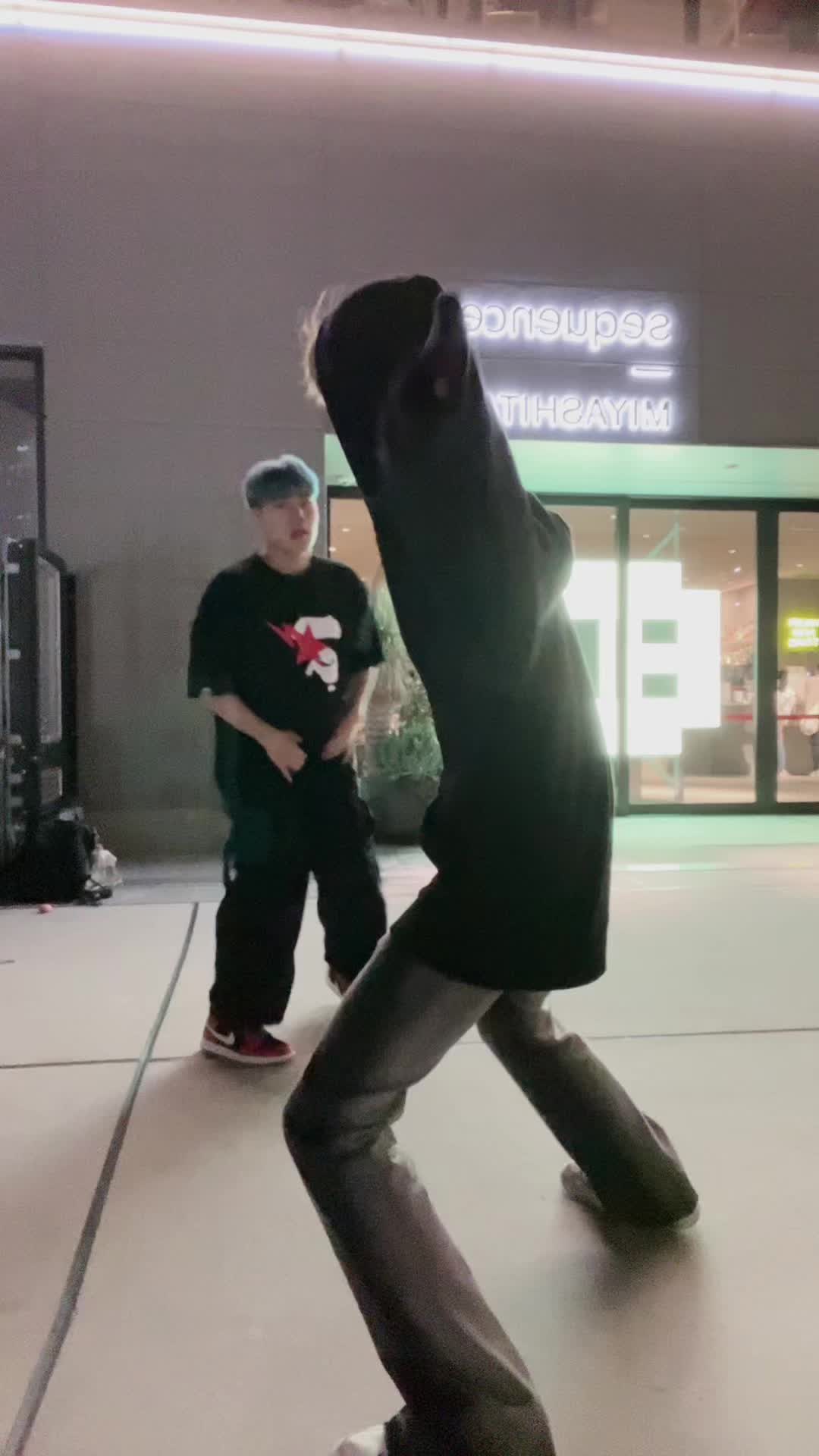 @たくいくん