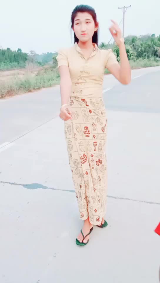 @နင္မခ်စ္တဲ့ေကာင္မေလး
