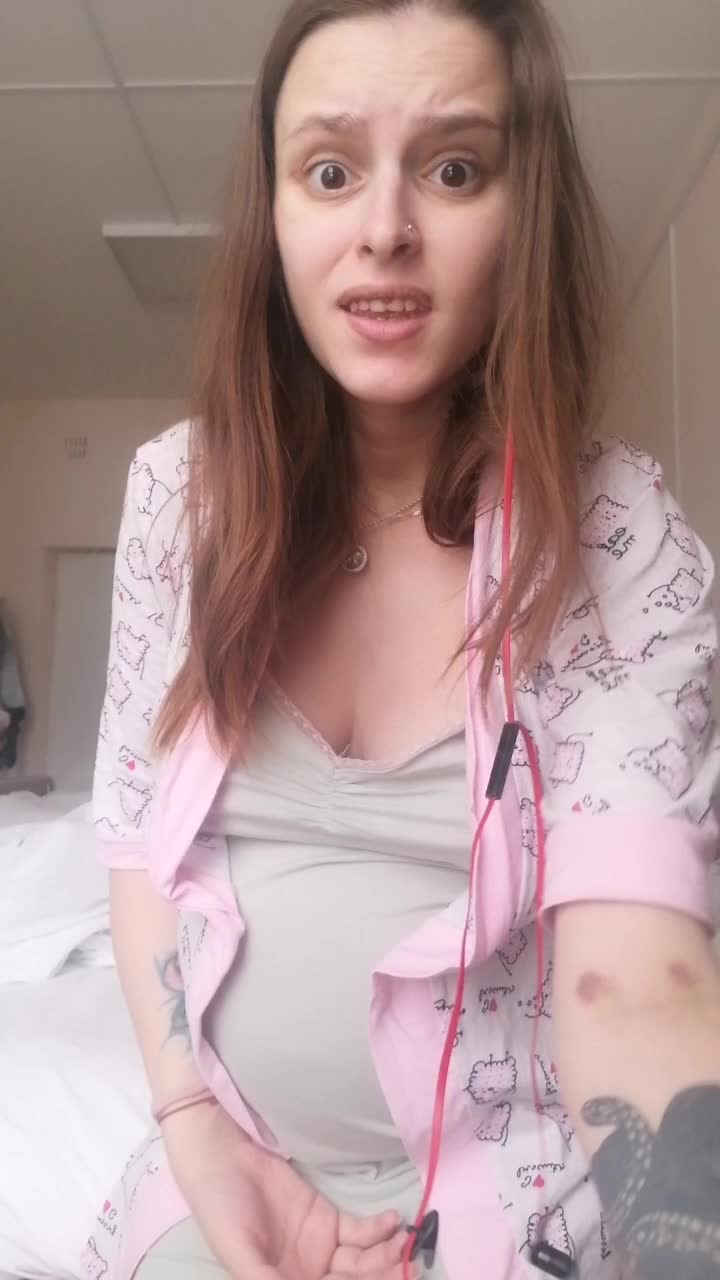 @_Crazy_Lady_