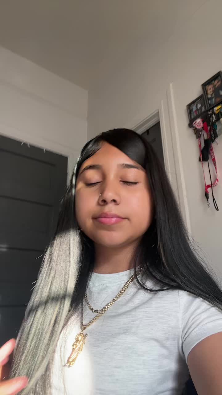 @_.tiiinyyy