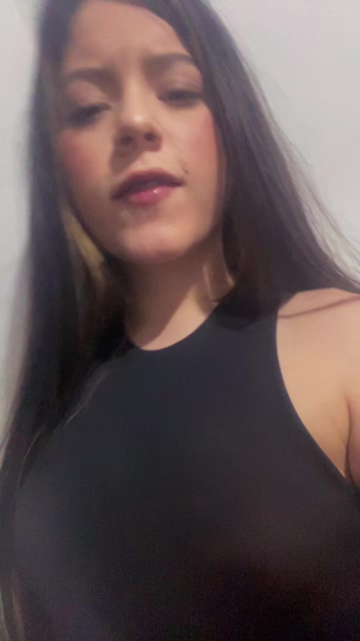 @𝔇𝔲𝔩𝔠𝔢 𝔊𝔬𝔪𝔢𝔷👸🏻