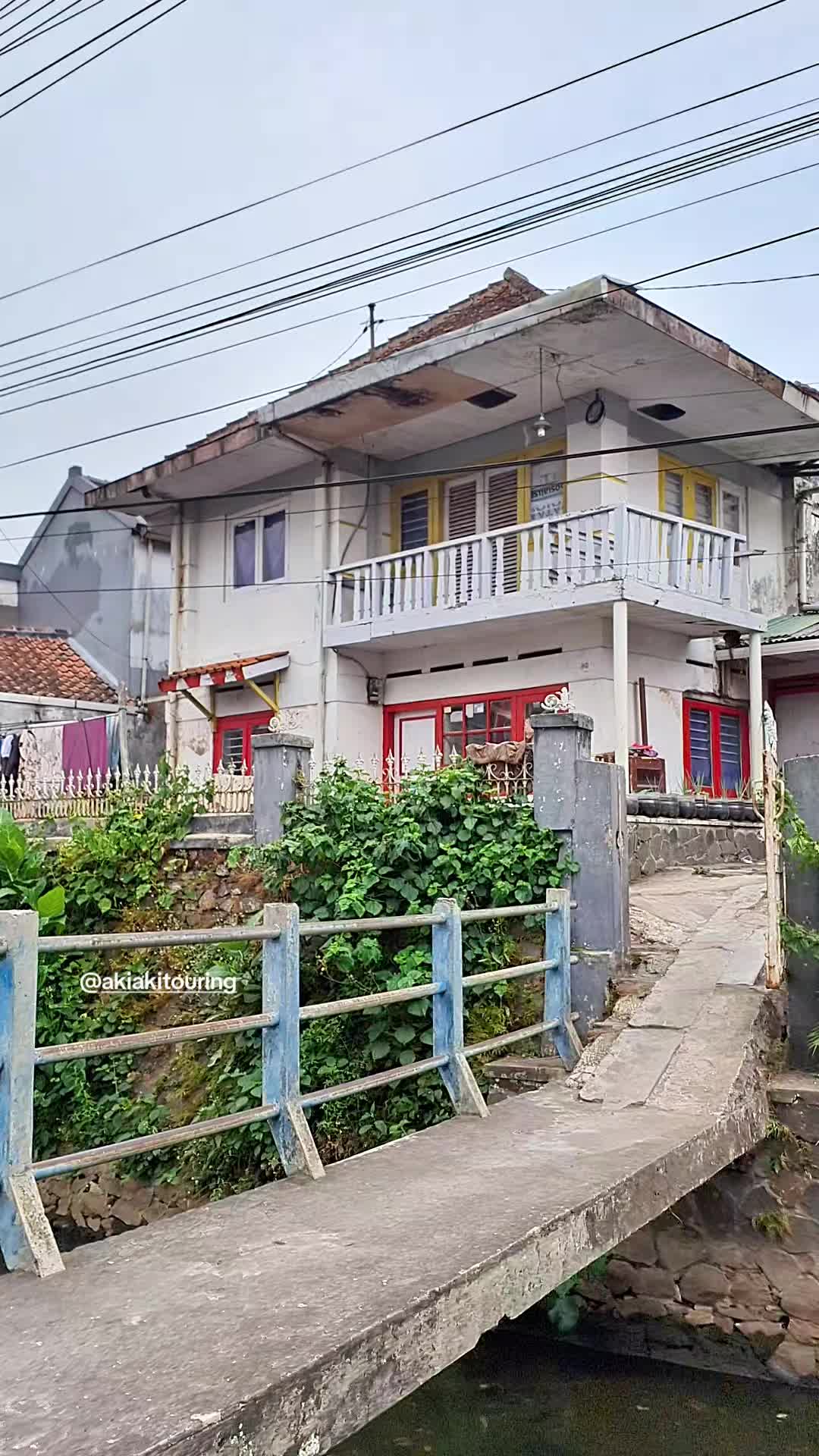 @akiakitouring