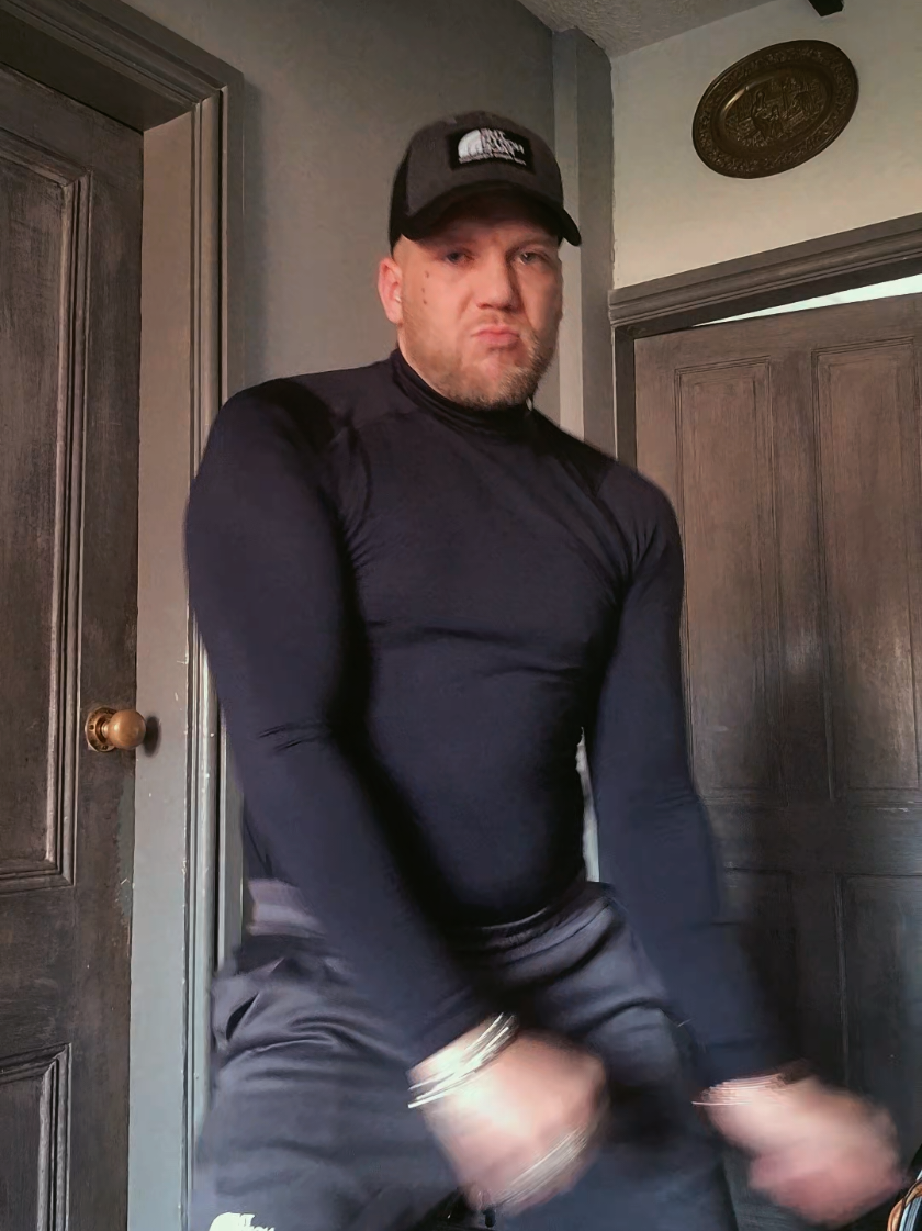 @fullgrown.I_D_I_O_T