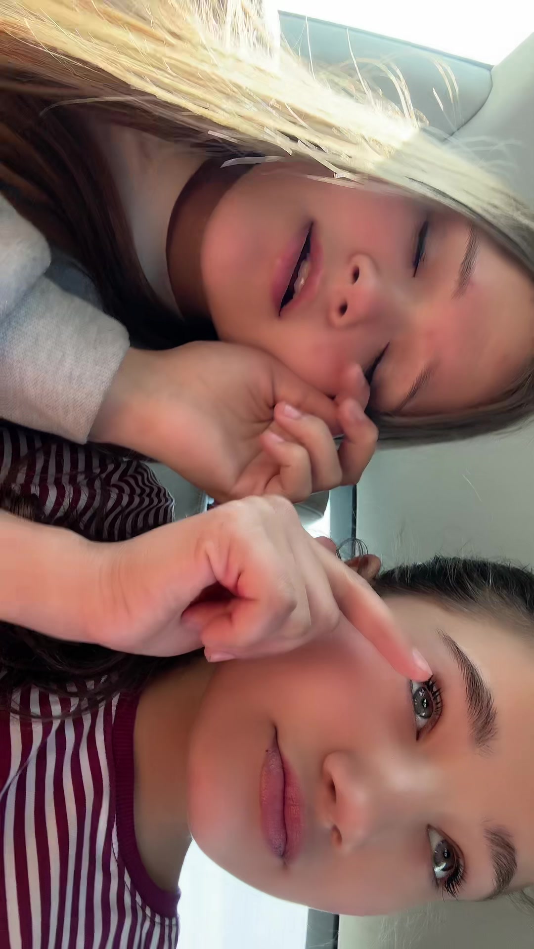 @Isabellaa
