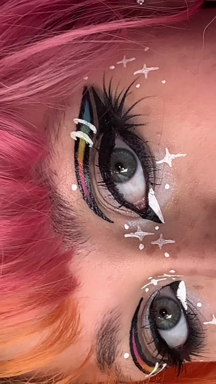 @‘That Pink Haired Girl’