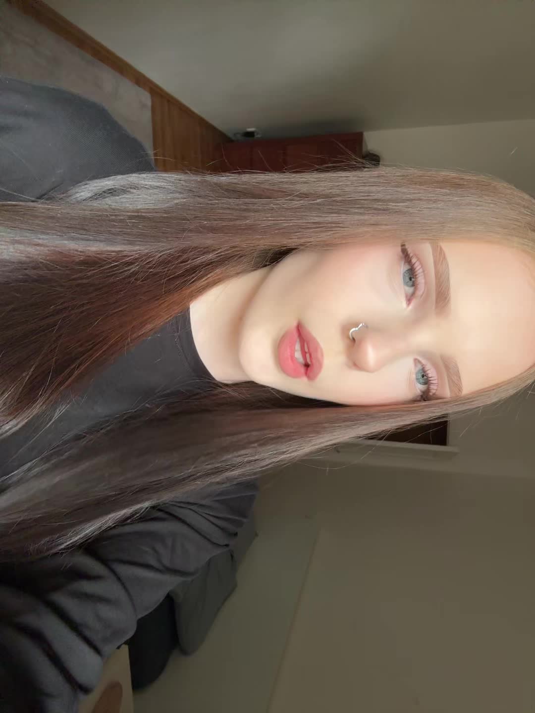 @нюта