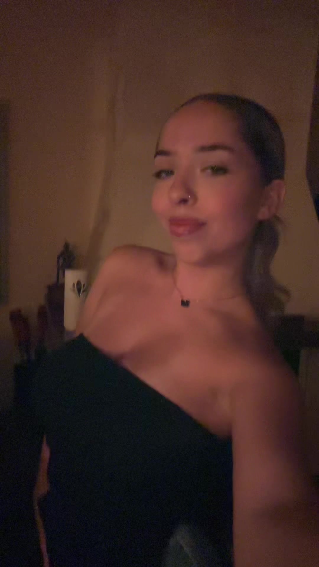 @Aliki