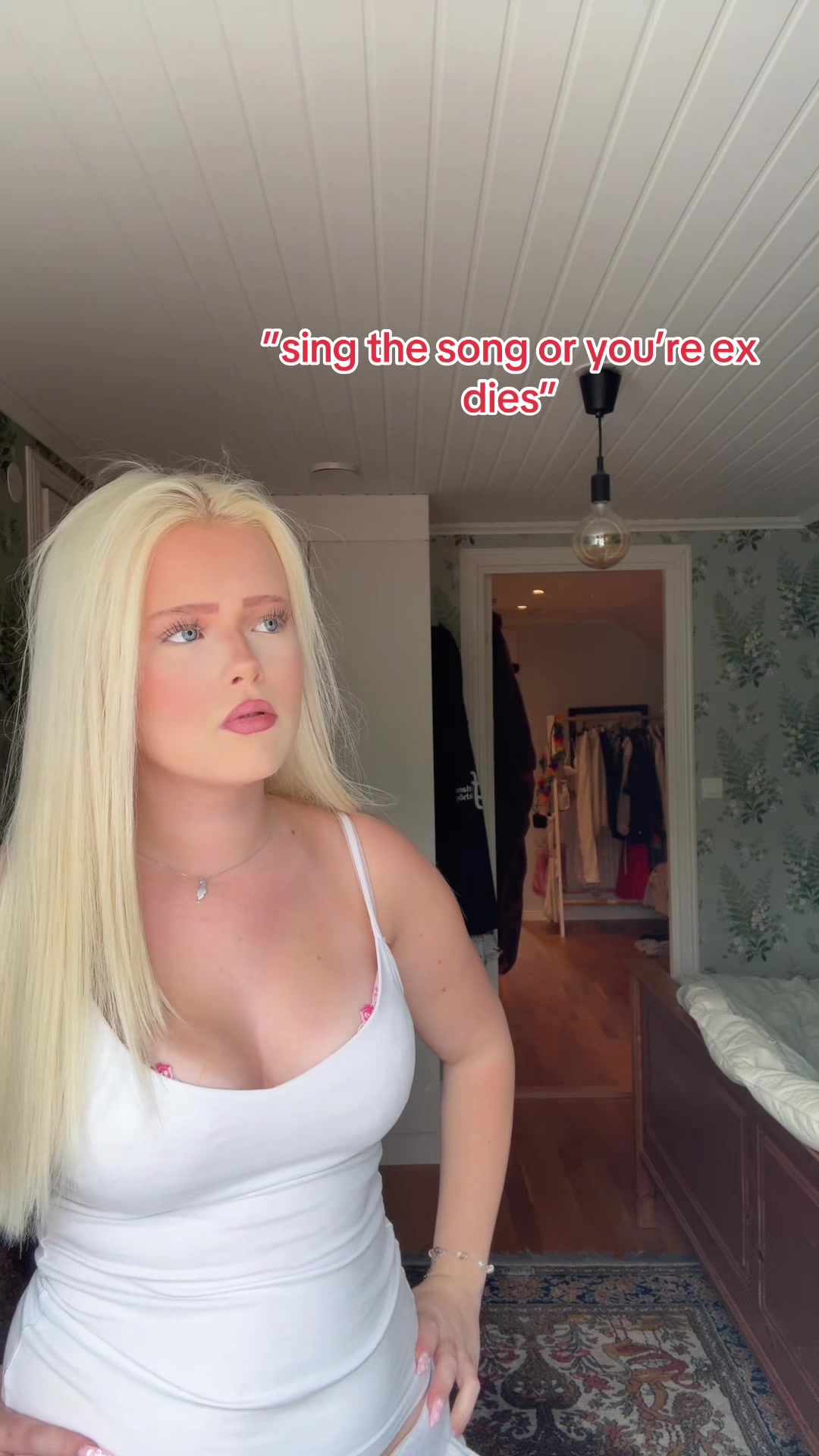 @Ellen😇