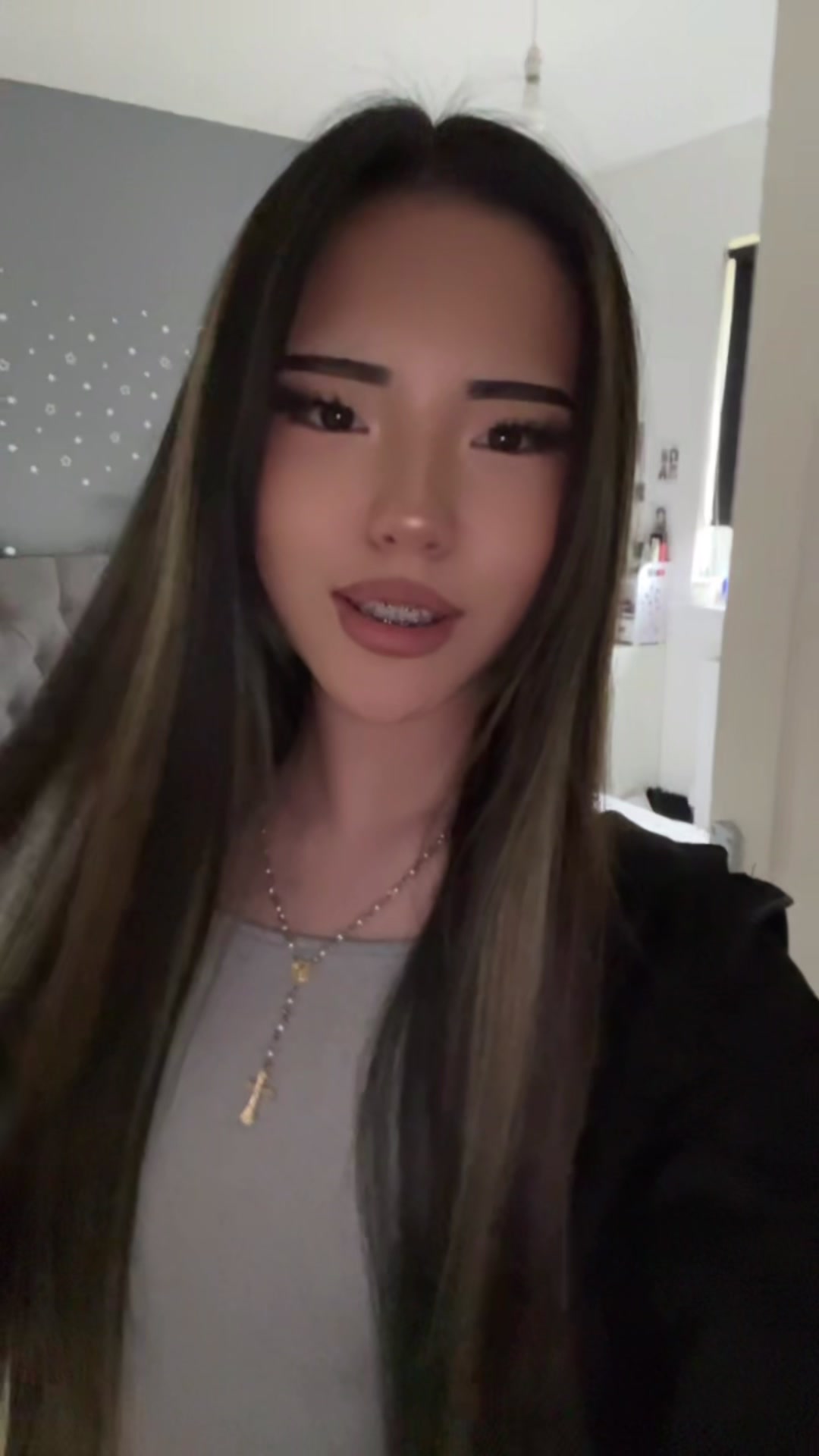 @𝑵𝑰𝑪𝑶𝑳𝑬💝