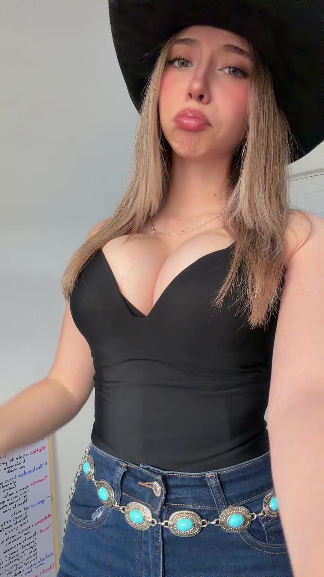 @Jatziry López