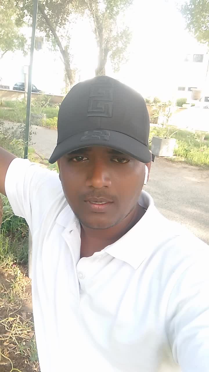 @tharneeshmani