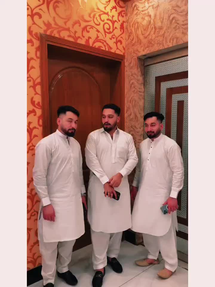 @kashmiri