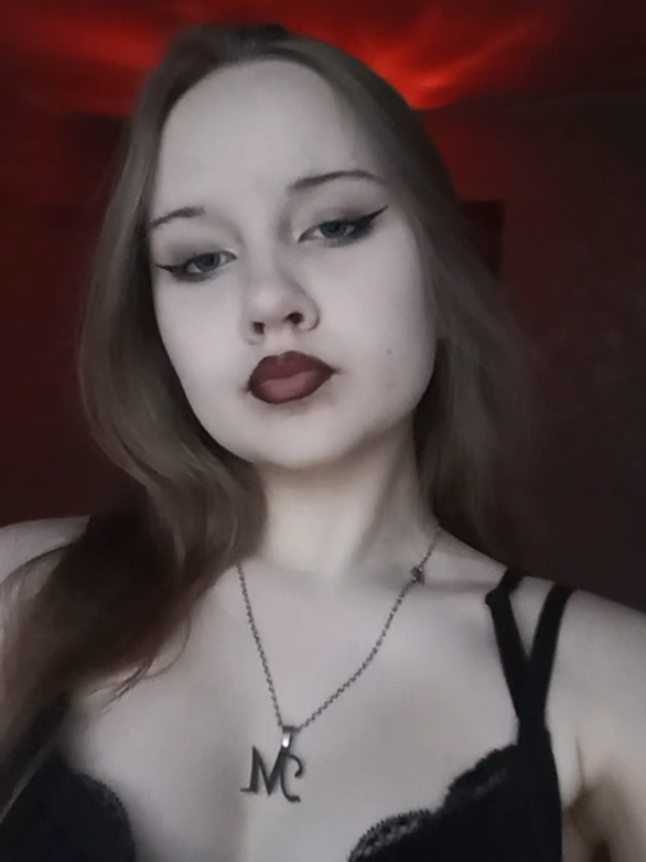 @𝓜𝓪𝓻𝓲.🎱