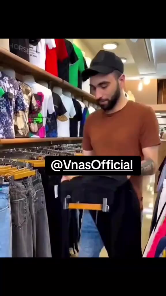 @VnasVVV
