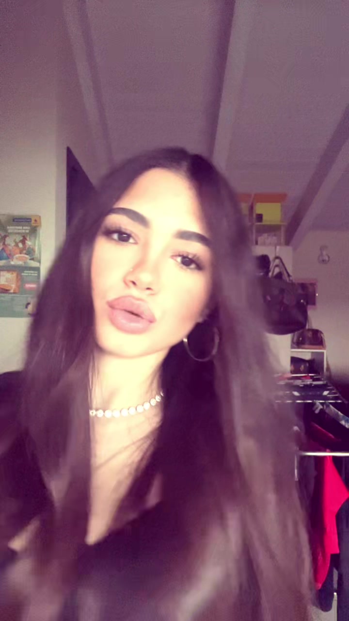 @S T E L L A⭐️